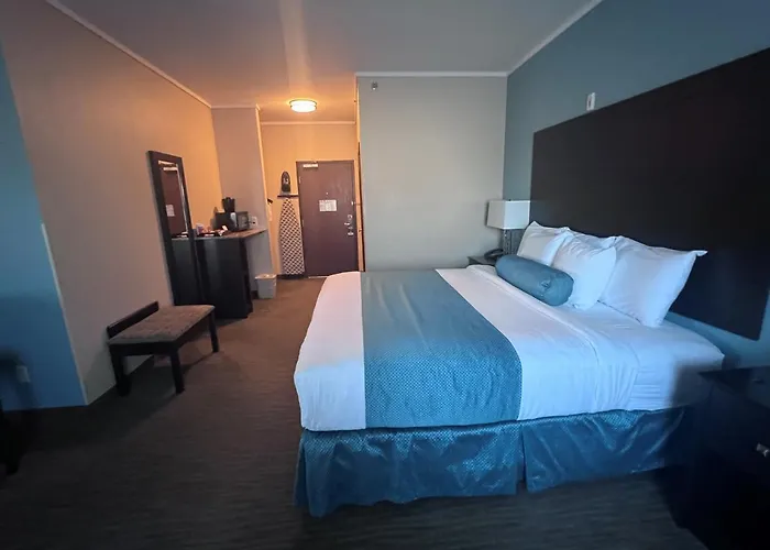 Cobblestone Inn & Suites - Fort Dodge