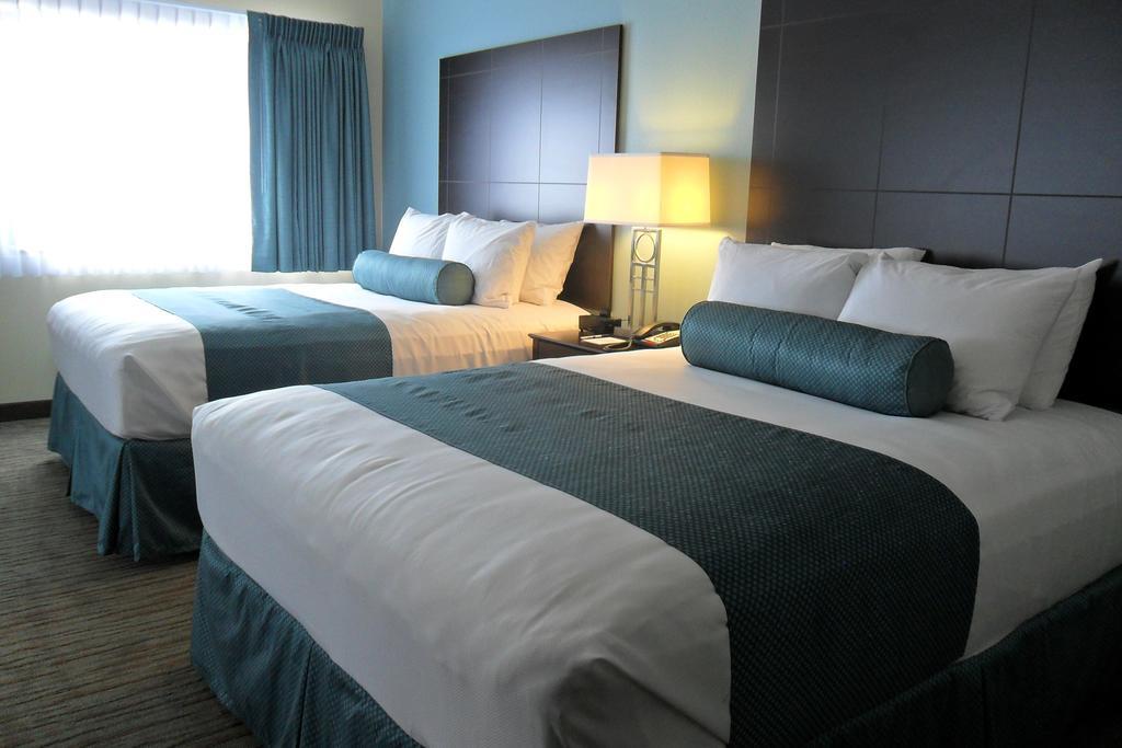 Hotel Cobblestone & - Dodge 3*