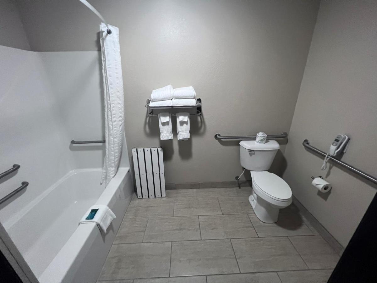 Cobblestone & - Dodge Fort Dodge
