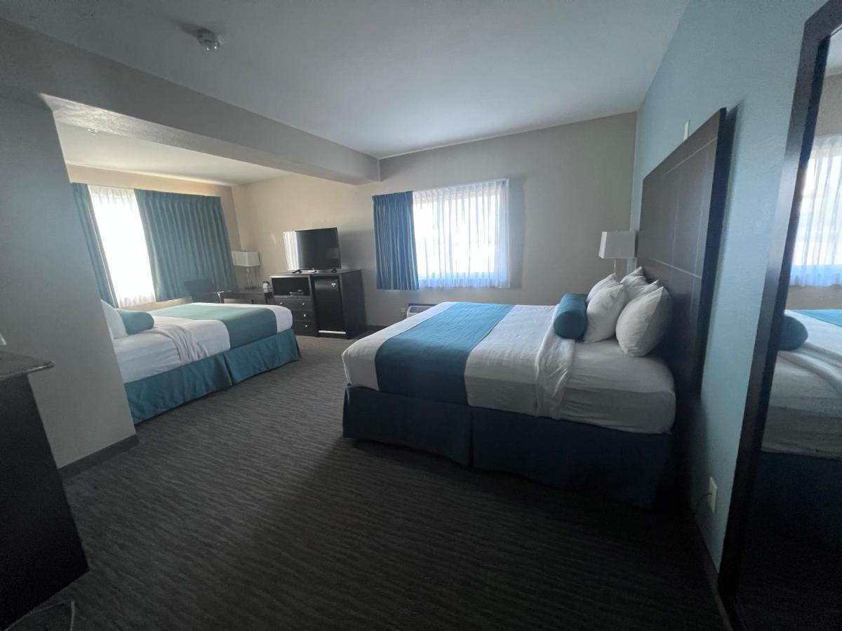 Hotel Cobblestone & - Dodge 3*