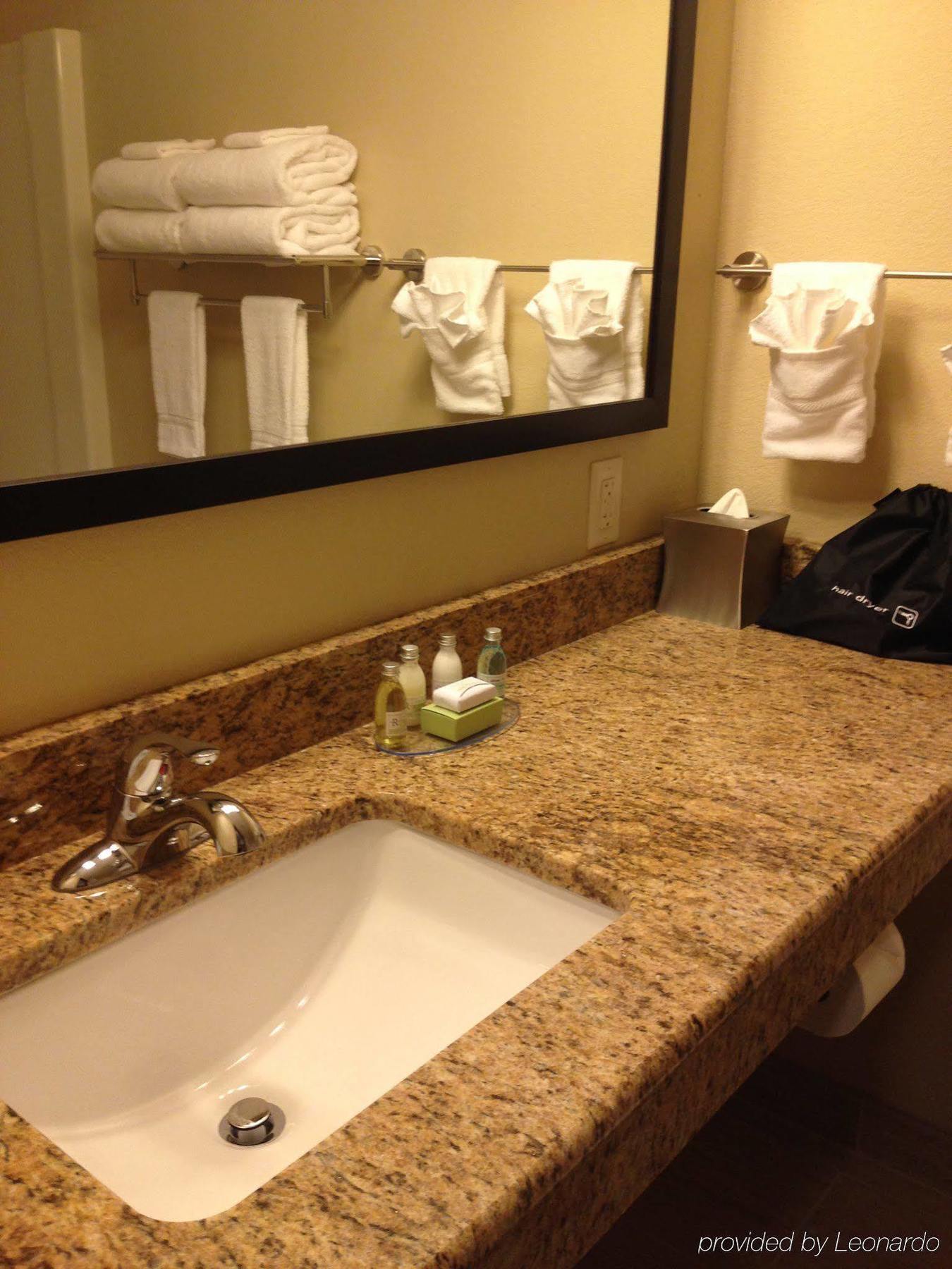 Hotel Cobblestone & - Dodge