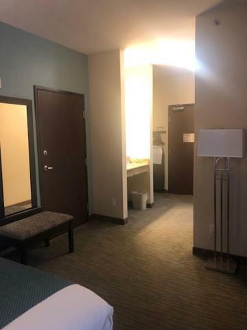 Cobblestone & - Dodge Hotel